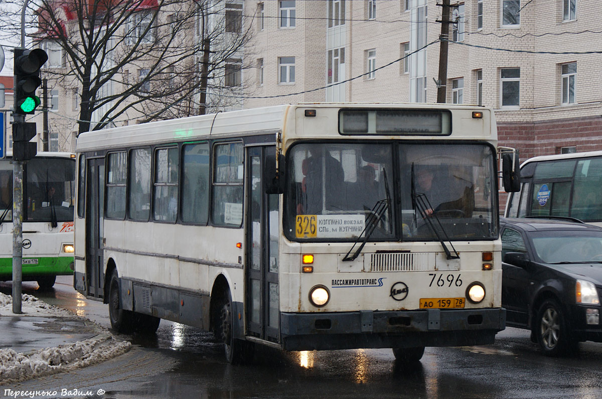 Санкт-Петербург, ЛиАЗ-5256.00-11 № 7696