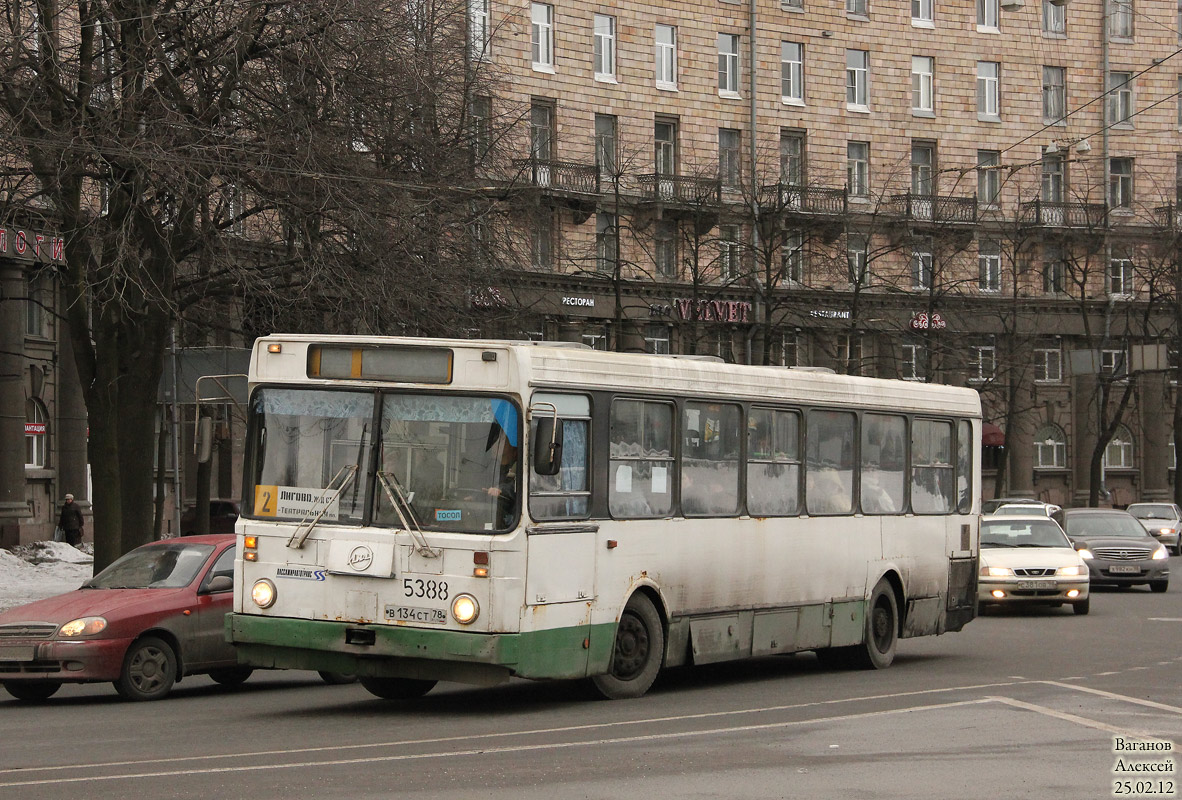 Санкт-Петербург, ЛиАЗ-5256.25 № 5388