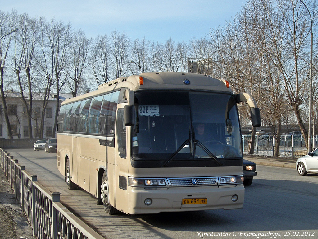 Свердловская область, Kia Granbird № ВХ 691 66