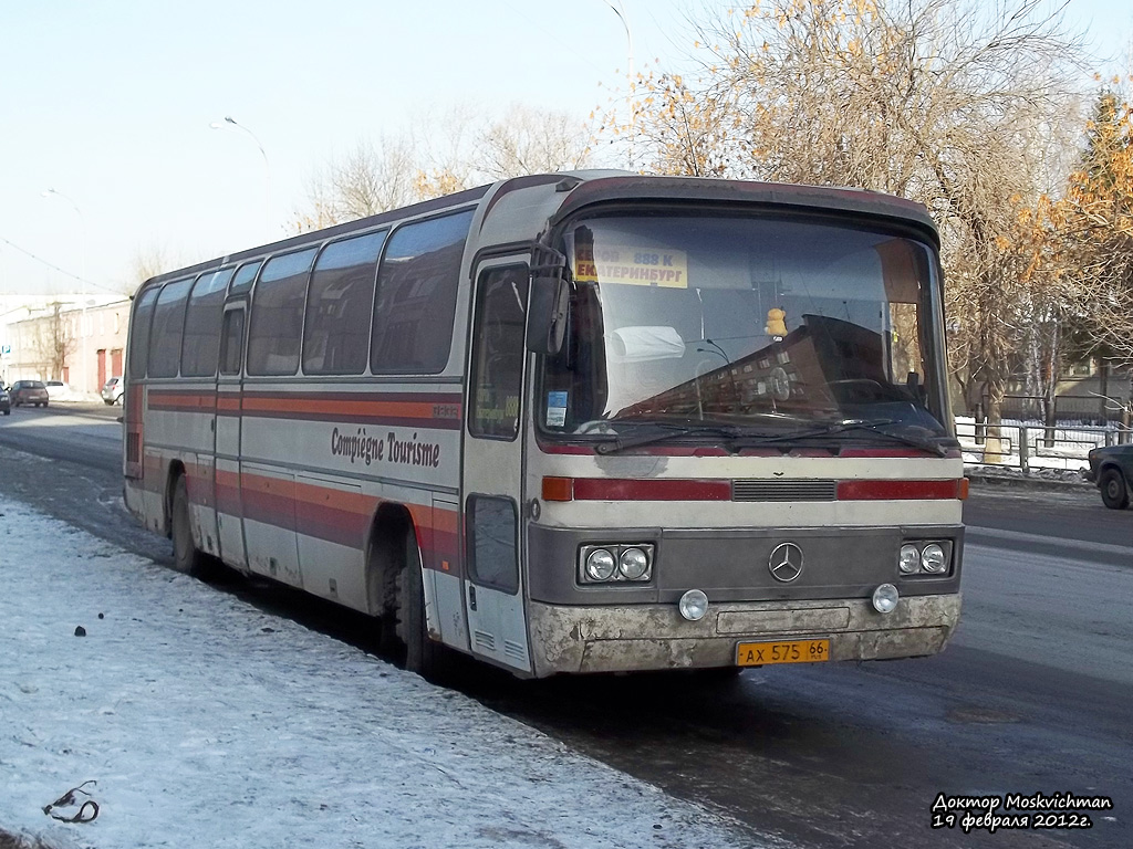 Свердловская область, Mercedes-Benz O303-15KHP-A № АХ 575 66