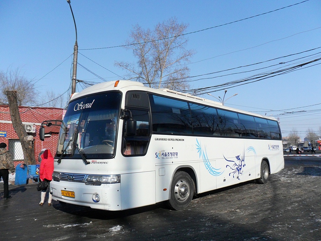 Красноярский край, Kia Granbird № АТ 618 24