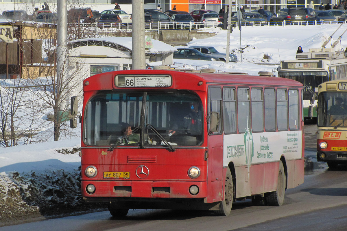 Пензенская область, Mercedes-Benz O305 № АУ 807 58