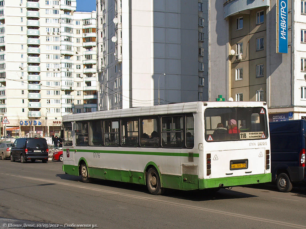 Moskau, LiAZ-5256.25 Nr. 17176