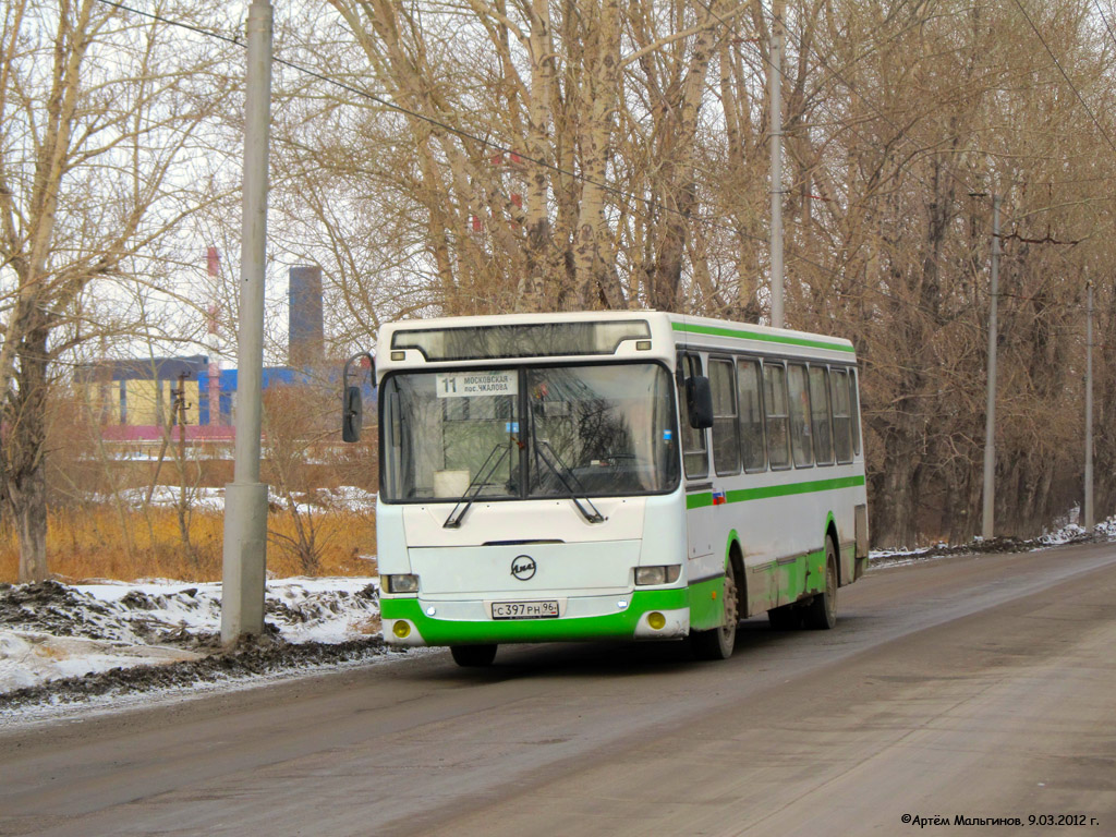 Свердловская область, ЛиАЗ-5256.40 № С 397 РН 96