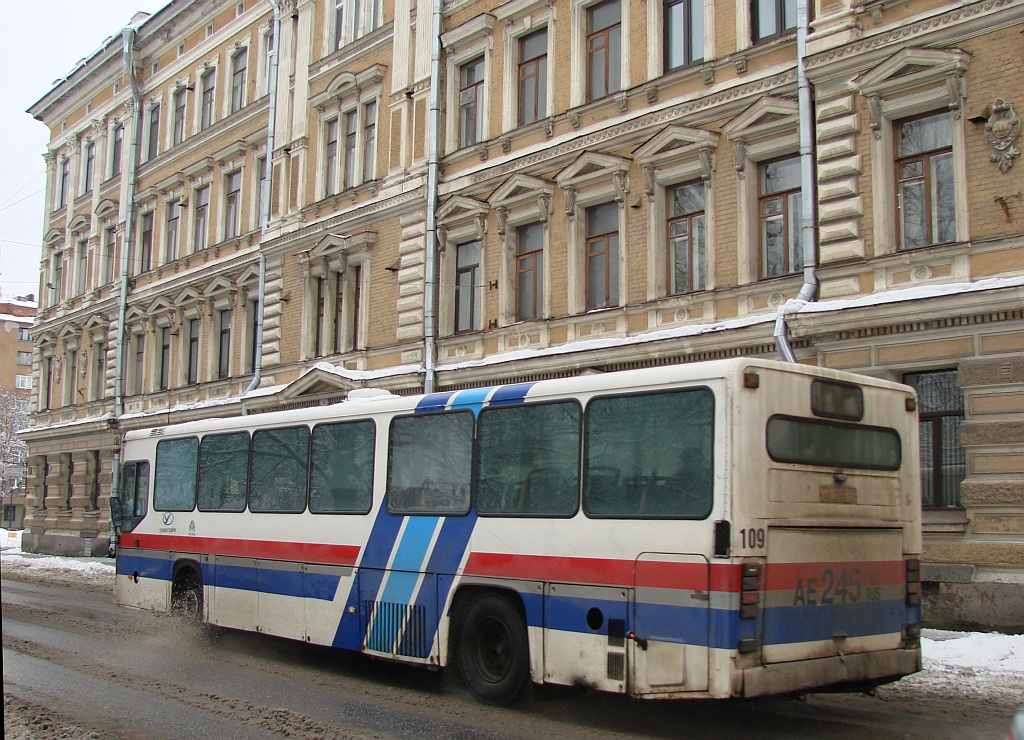 Ленінградская вобласць, Scania CN113CLB № 109