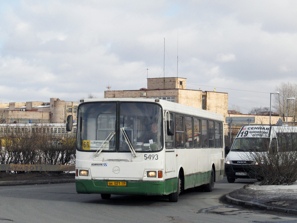 Санкт-Петербург, ЛиАЗ-5256.25 № 5493