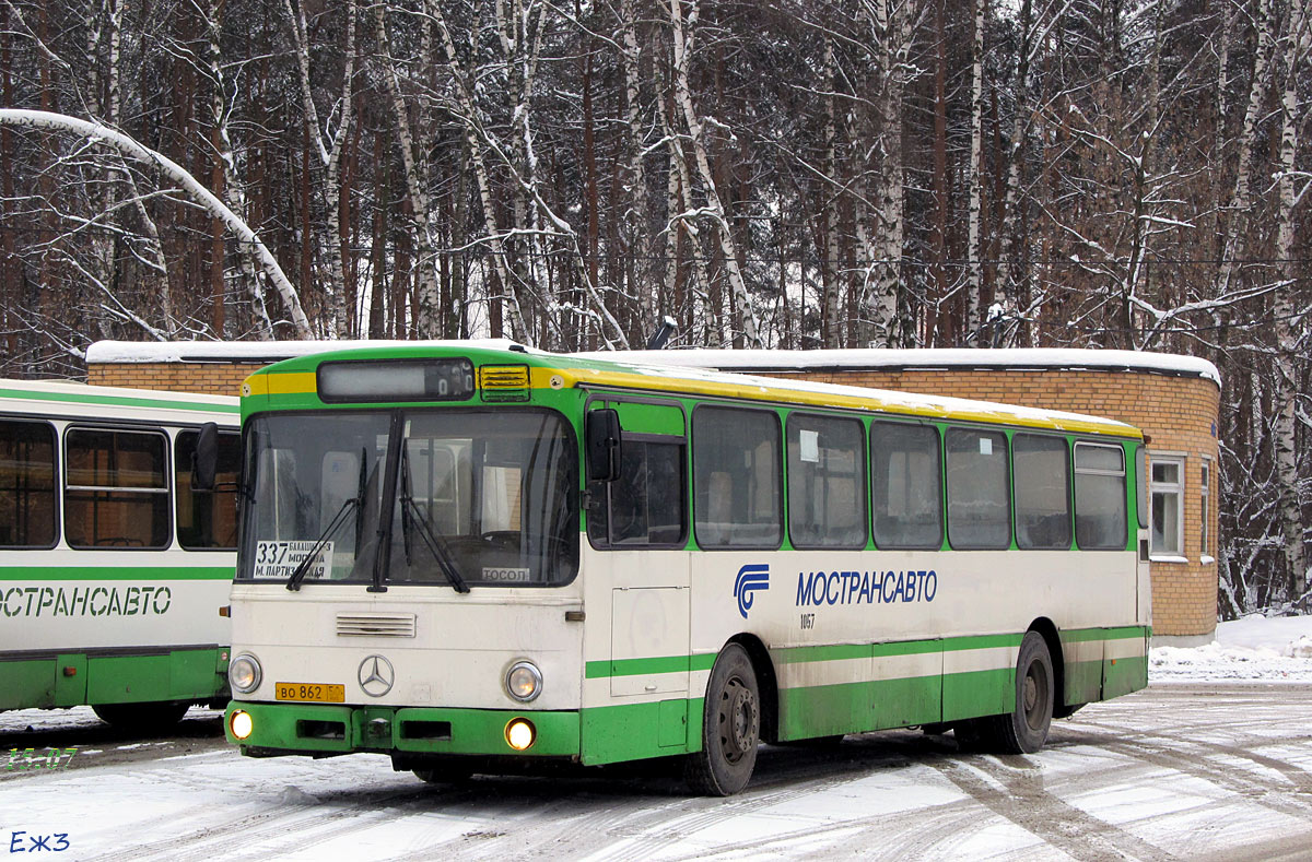 Moscow region, Mercedes-Benz O305 # 1057