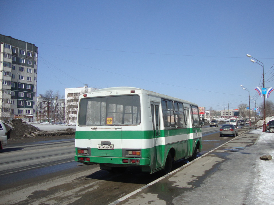 Сахалинская область, ПАЗ-32051-110 № К 841 ММ 65