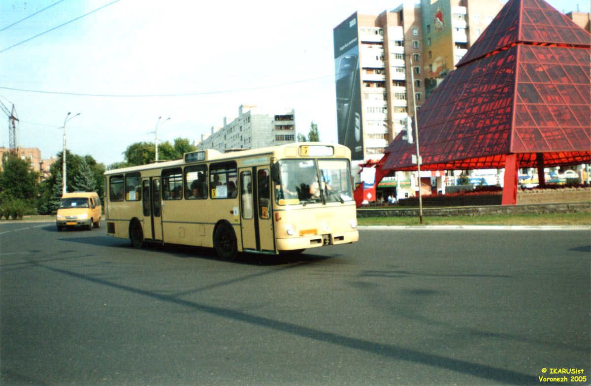 Воронежская область, Mercedes-Benz O305 № АА 333 36