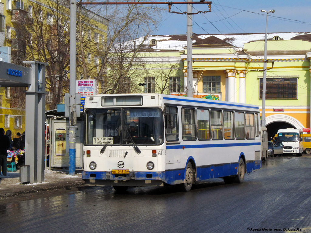 Свердловская область, ЛиАЗ-5256.40 № 639