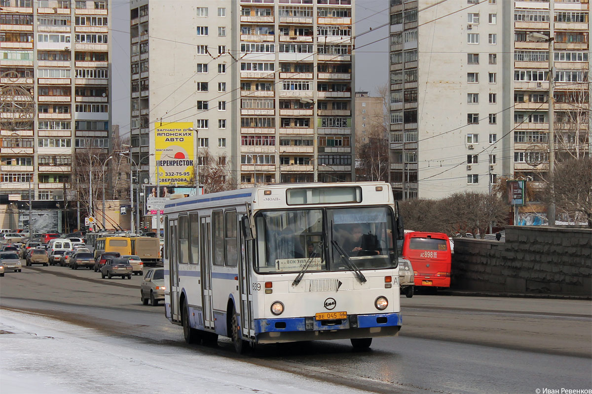 Свердловская область, ЛиАЗ-5256.40 № 639