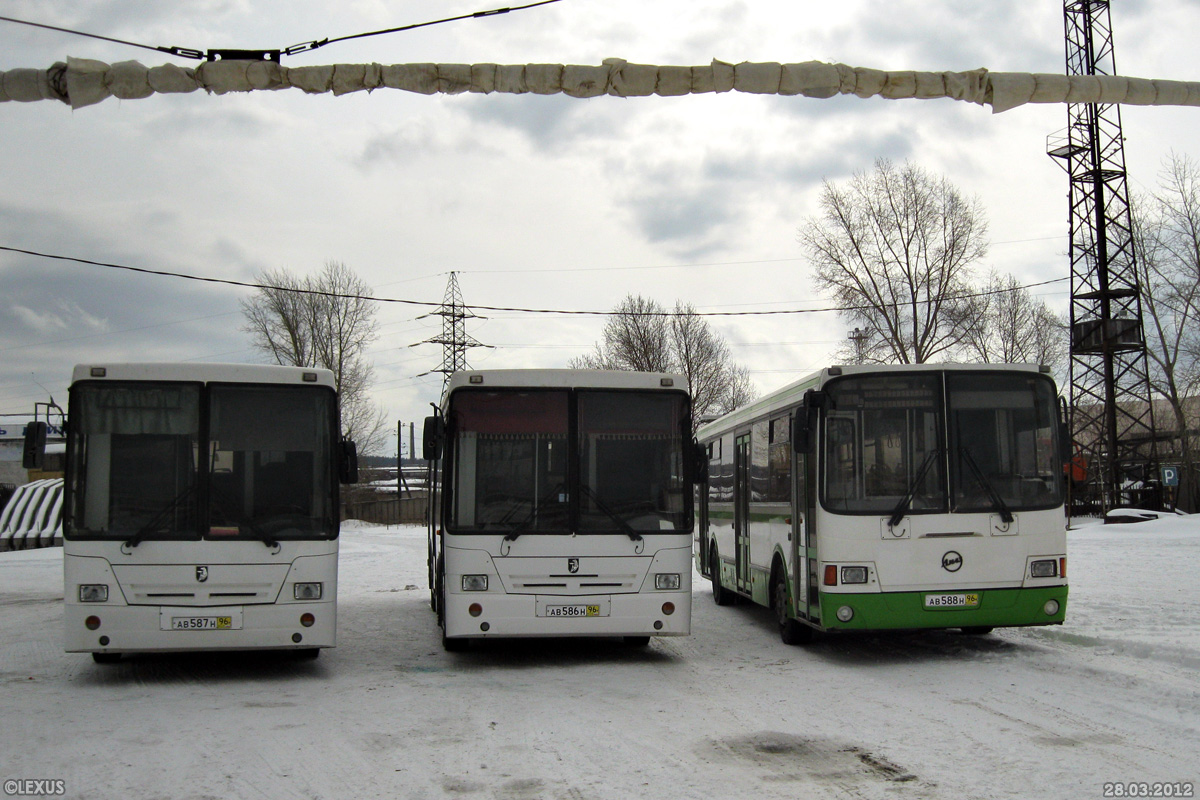 Sverdlovsk region, NefAZ-5299-10-04 № АВ 587 Н 96; Sverdlovsk region, NefAZ-5299-10-04 № АВ 586 Н 96; Sverdlovsk region — Different photos