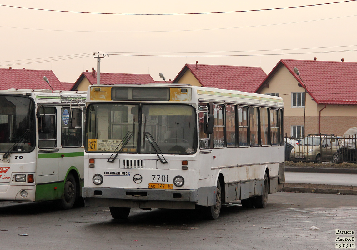 Санкт-Петербург, ЛиАЗ-5256.00 № 7701