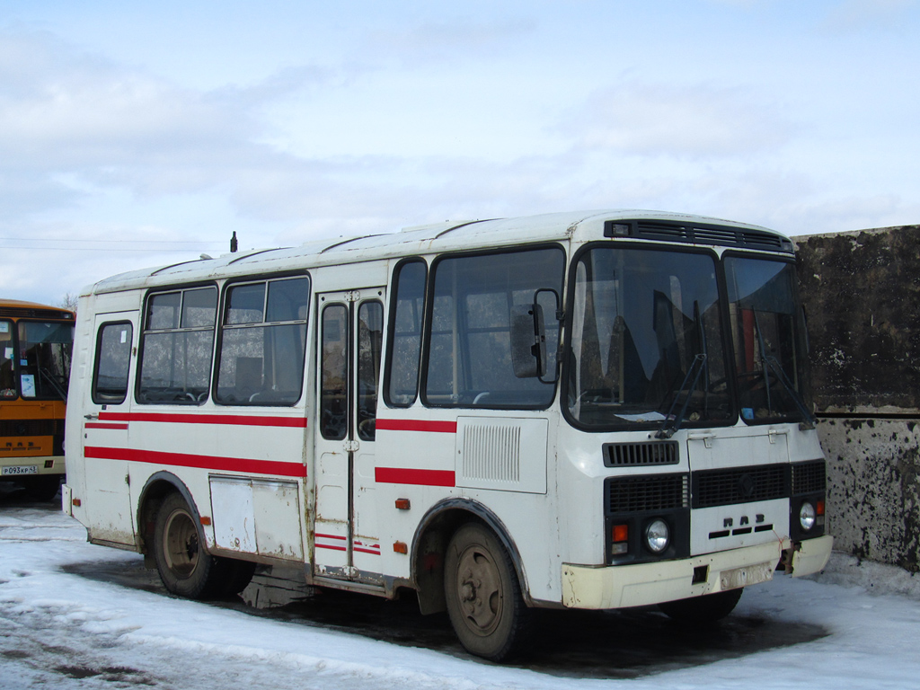 Кировская область, ПАЗ-3205-110 № В 440 ВТ 43