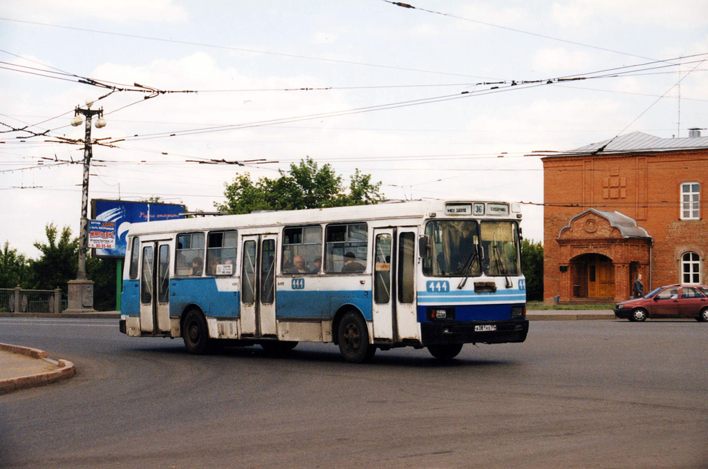 Омская область, ЛАЗ-52523 № 444