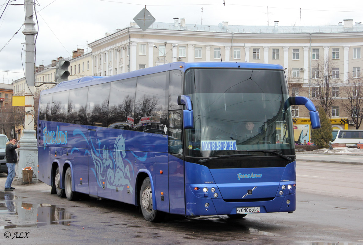 Воронежская область, Volvo 9900 № У 010 СО 36