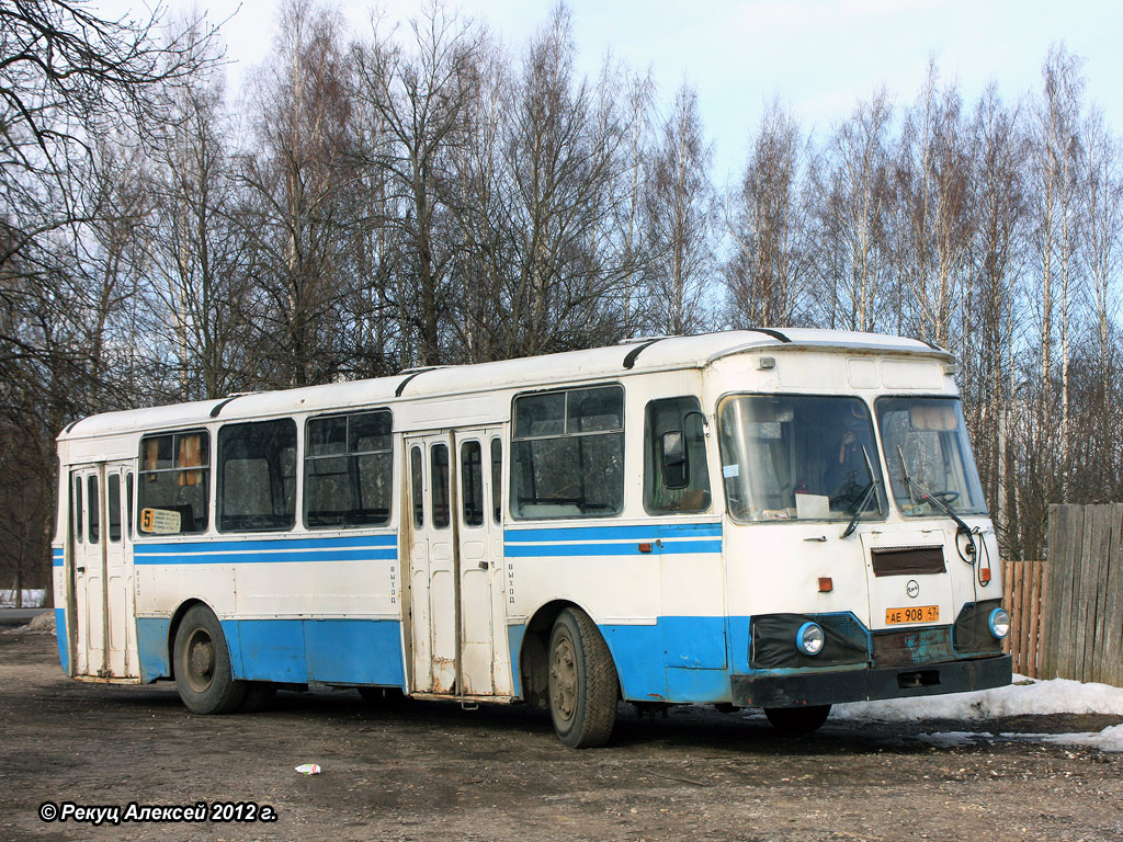 Obwód leningradzki, LiAZ-677MB Nr 04233