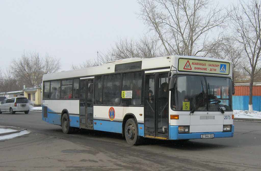 Asztana, Mercedes-Benz O405N2 sz.: 2075