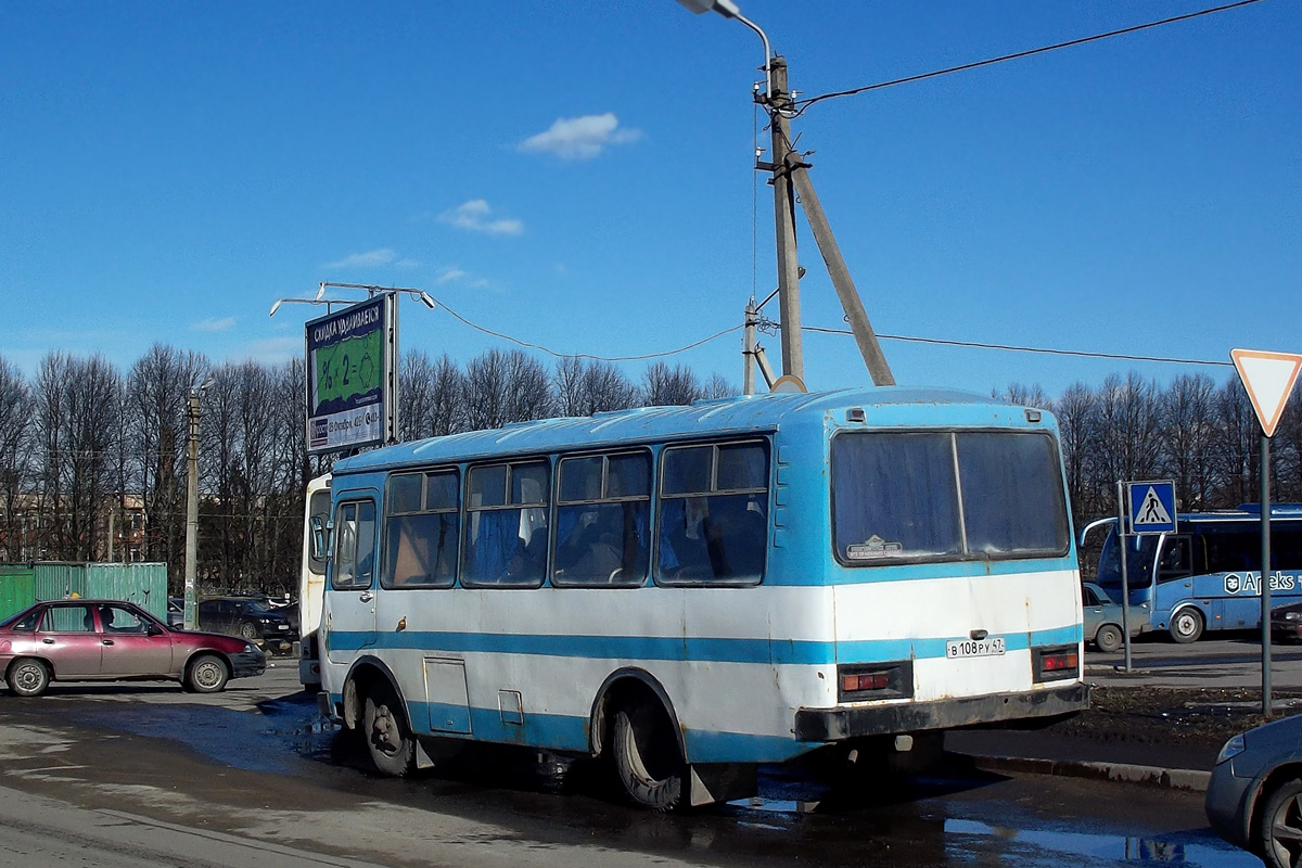 Ленинградская область, ПАЗ-3205 (00) № В 108 РУ 47