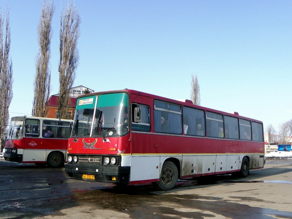 Номера телефонов автостанций ельца. Автостанция 2 Елец. Автостанция Елец 2 фото. Елец автостанция 1 фото. Елец автовокзал вид сверху.