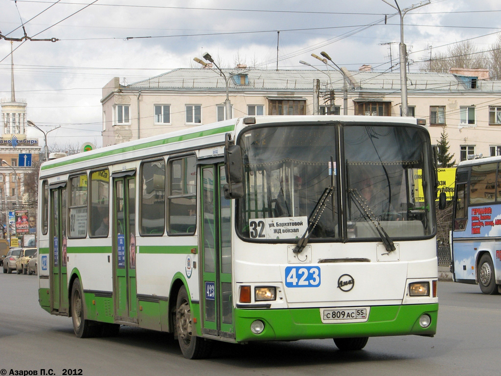 Омская область, ЛиАЗ-5256.45 № 423