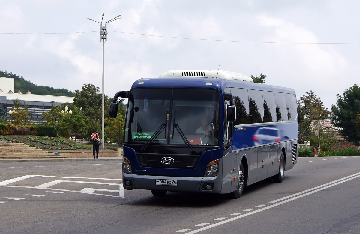 Ставропольский край, Hyundai Universe Space Luxury № М 084 ВС 26