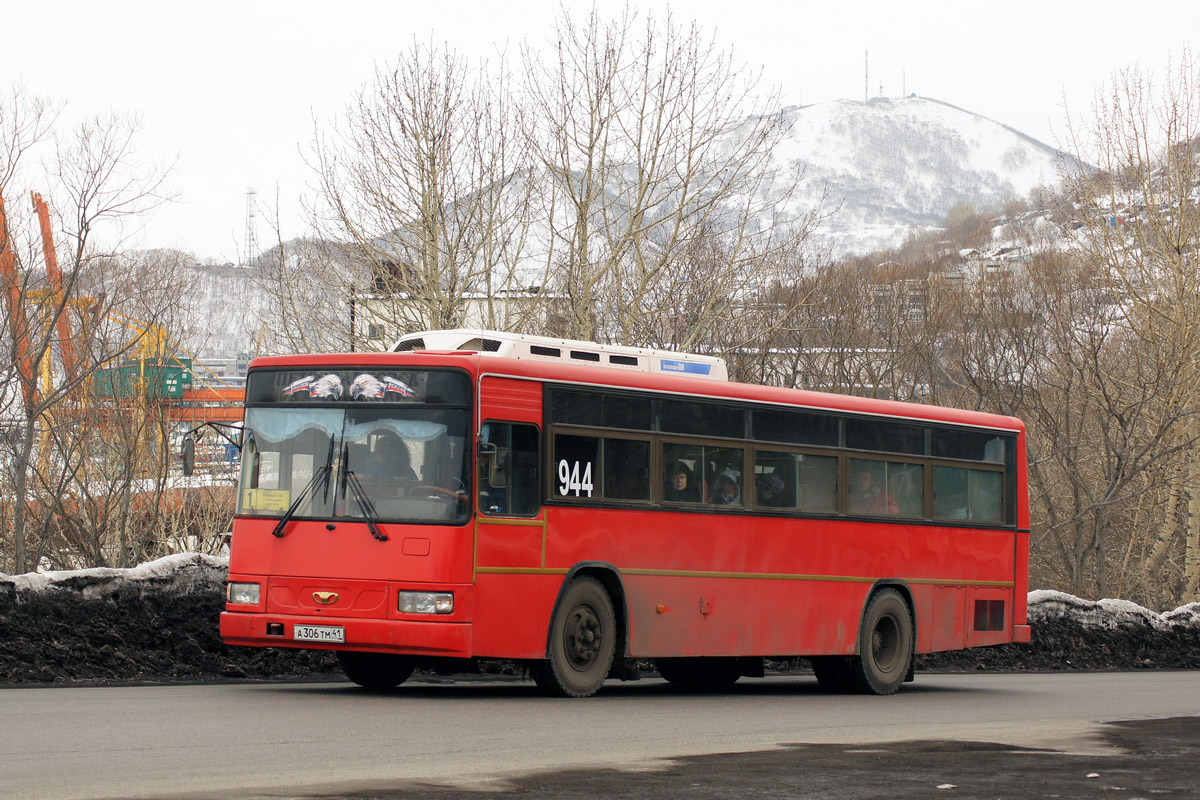 Камчатский край, Daewoo BS106 Royal City (Busan) № 944