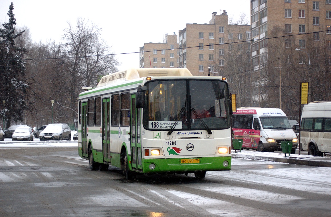 Москва, ЛиАЗ-5293.70 № 11200