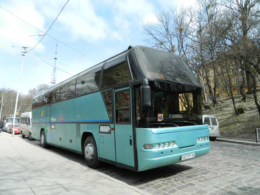 Автобус Neoplan Cityliner