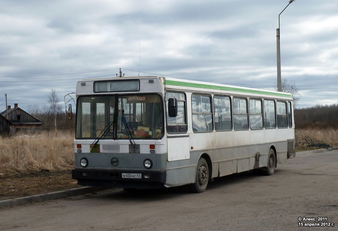 Ленинградская область, ЛиАЗ-5256 (ТоАЗ) № В 450 НС 47