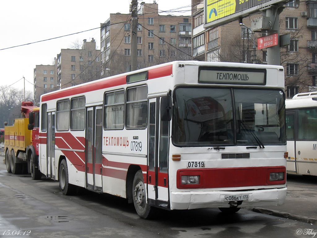 Москва, Mercedes-Benz O325 № 07819