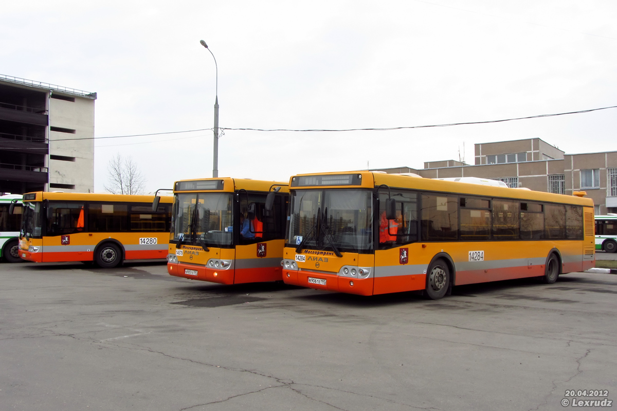 Moskwa, LiAZ-5292.22 (2-2-2) Nr 14284