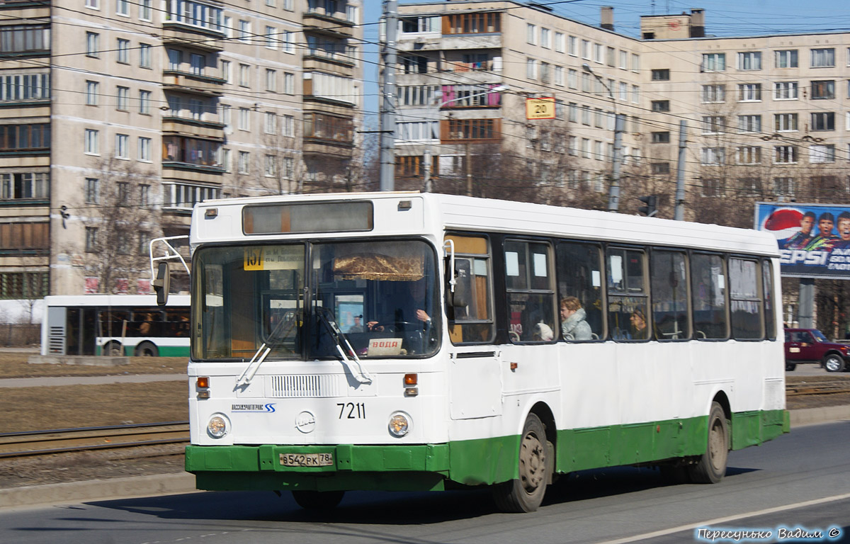 Санкт-Петербург, ЛиАЗ-5256.00 № 7211