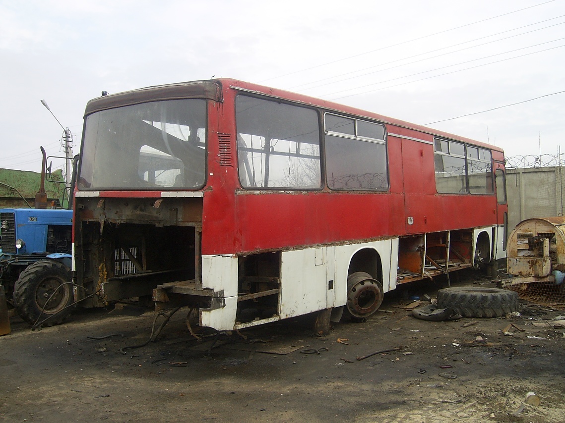 Липецкая область, Ikarus 256 № Н 590 ВЕ 48