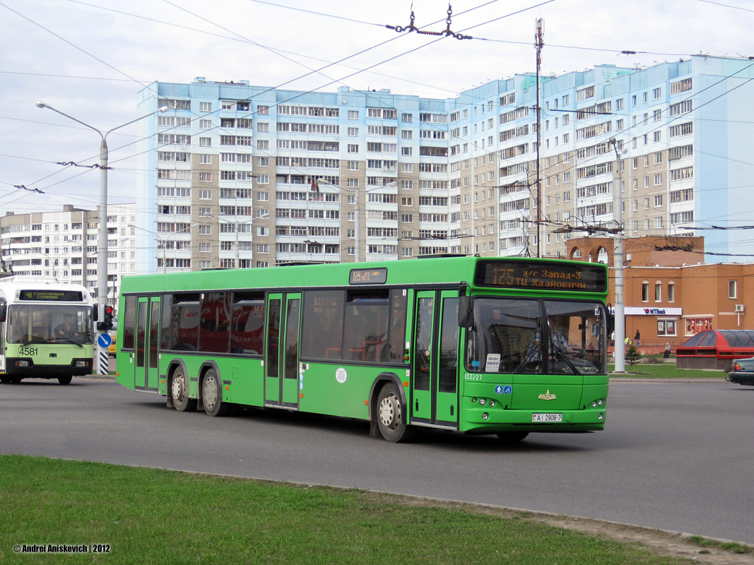 Minsk, MAZ-107.466 č. 033227