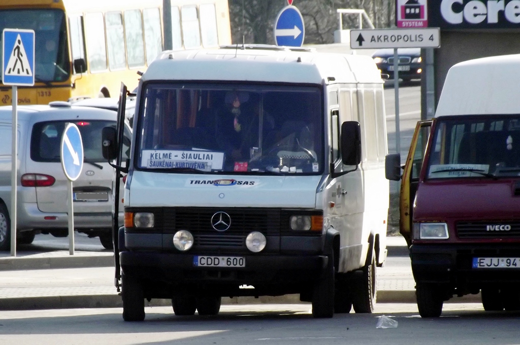 Литва, Mercedes-Benz T2 614D № CDD 600