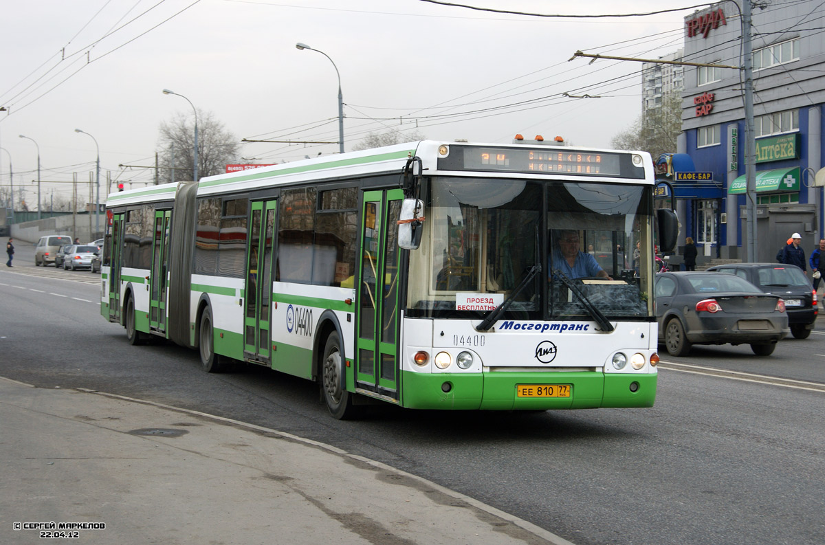 Moskau, LiAZ-6213.20 Nr. 04400