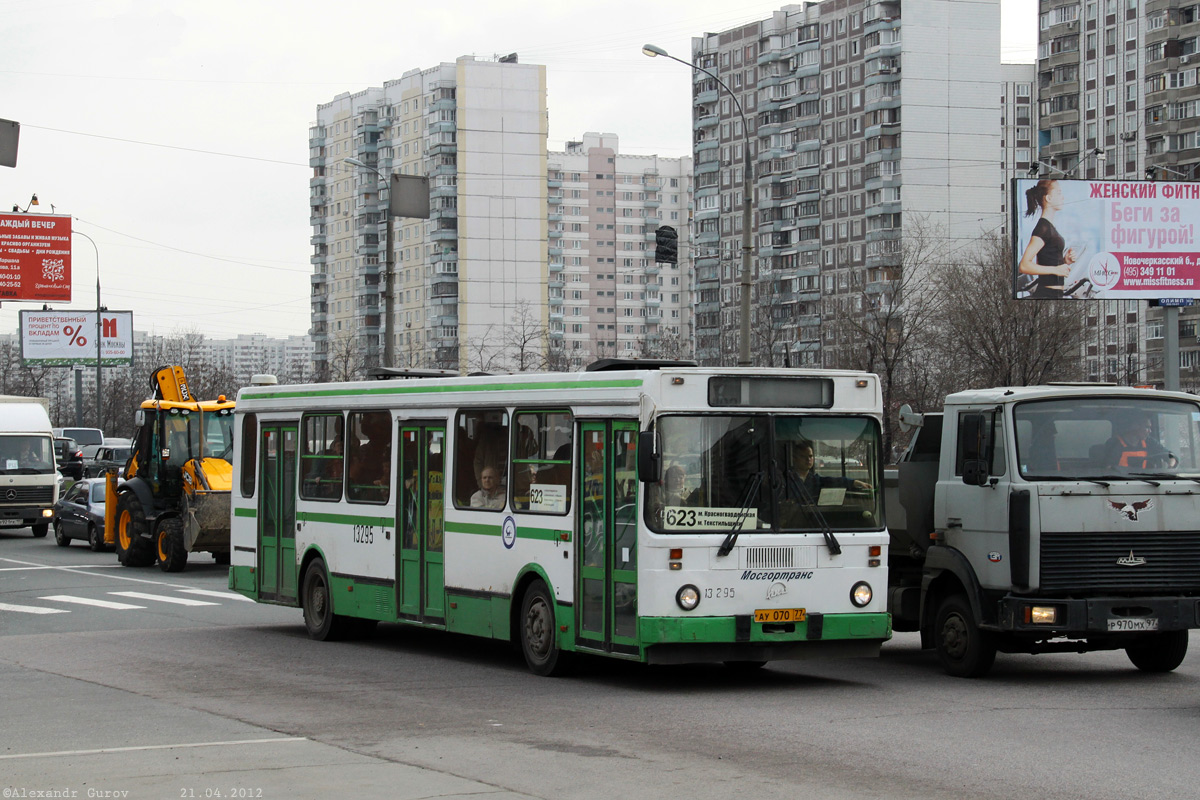 Москва, ЛиАЗ-5256.25 № 13295