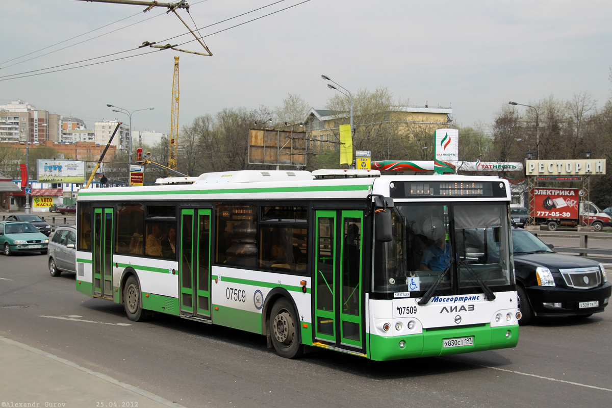 Moskwa, LiAZ-5292.22 (2-2-2) Nr 07509