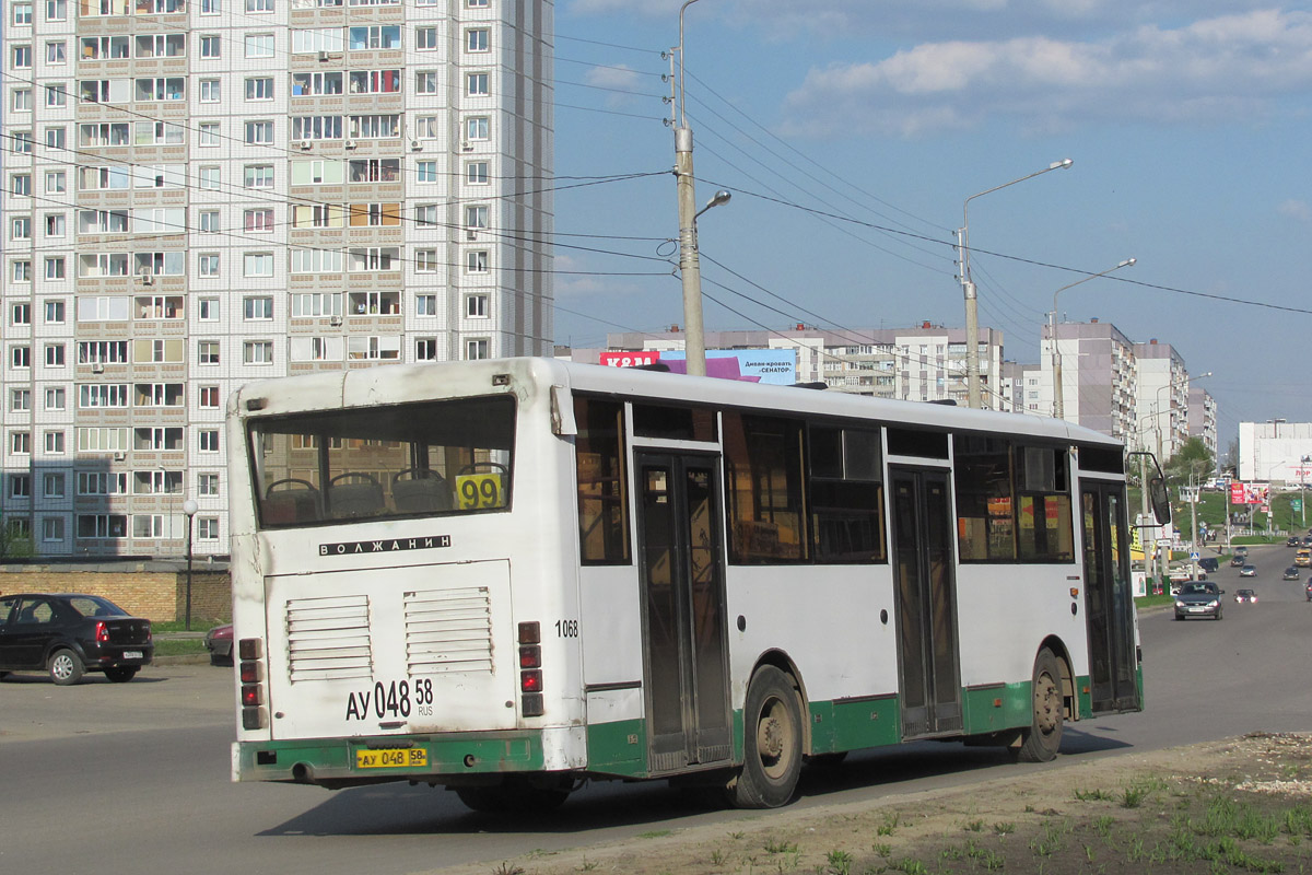 Пензенская область, Волжанин-5270-10-04 № 1068