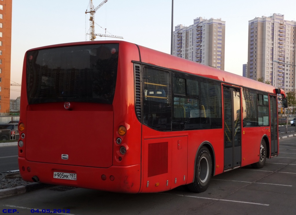 Москва, Golden Dragon XML6102 № Р 905 МК 197