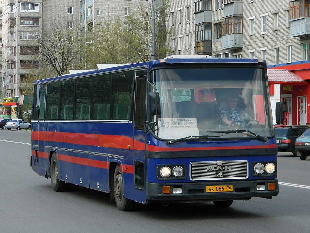 Ярославская область, MAN 597 SR240 № 221