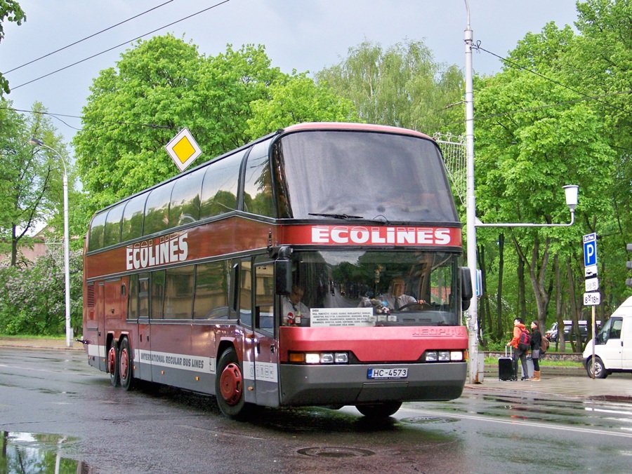 Латвия, Neoplan N122/3L Skyliner № 221