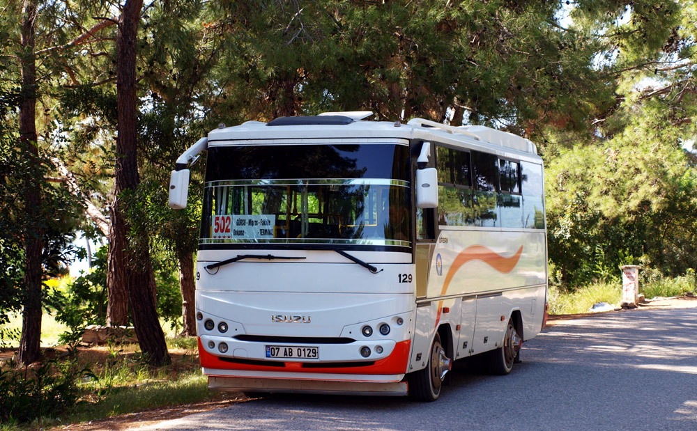 Автобус сиде. Автобус Кемер Анталия. Турецкий автобус Анталия. Antalya Kemer долмуш. Турция Сиде автобусы.