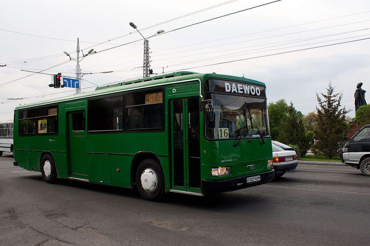 Автобус тараз. МАЗ-131.020. Daewoo bs106 Алматы. Daewoo bs106 Ташкент. Автобусы Тараз.