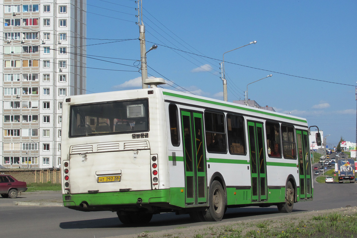 Penza region, LiAZ-5256.45 # АТ 297 58