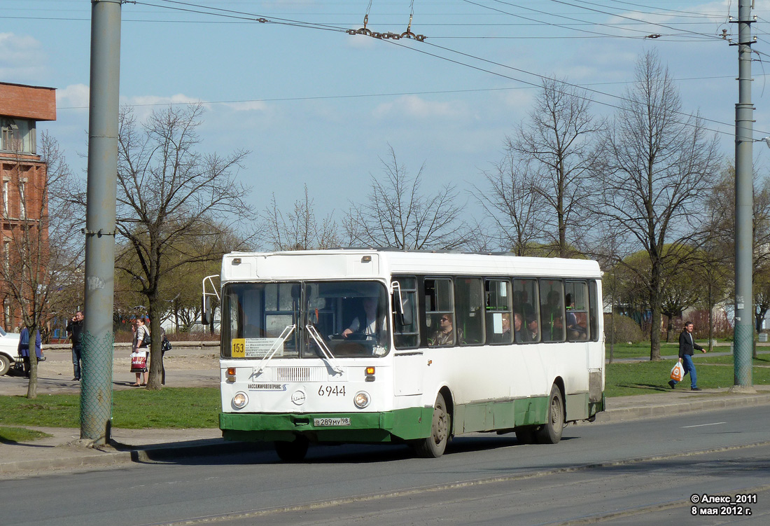 Санкт-Петербург, ЛиАЗ-5256.25 № 6944