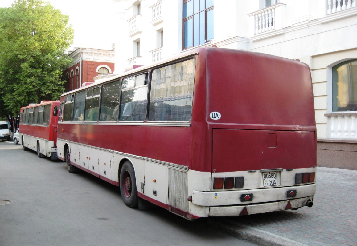 Obwód charkowski, Ikarus 250.93 Nr 005-80 ХА