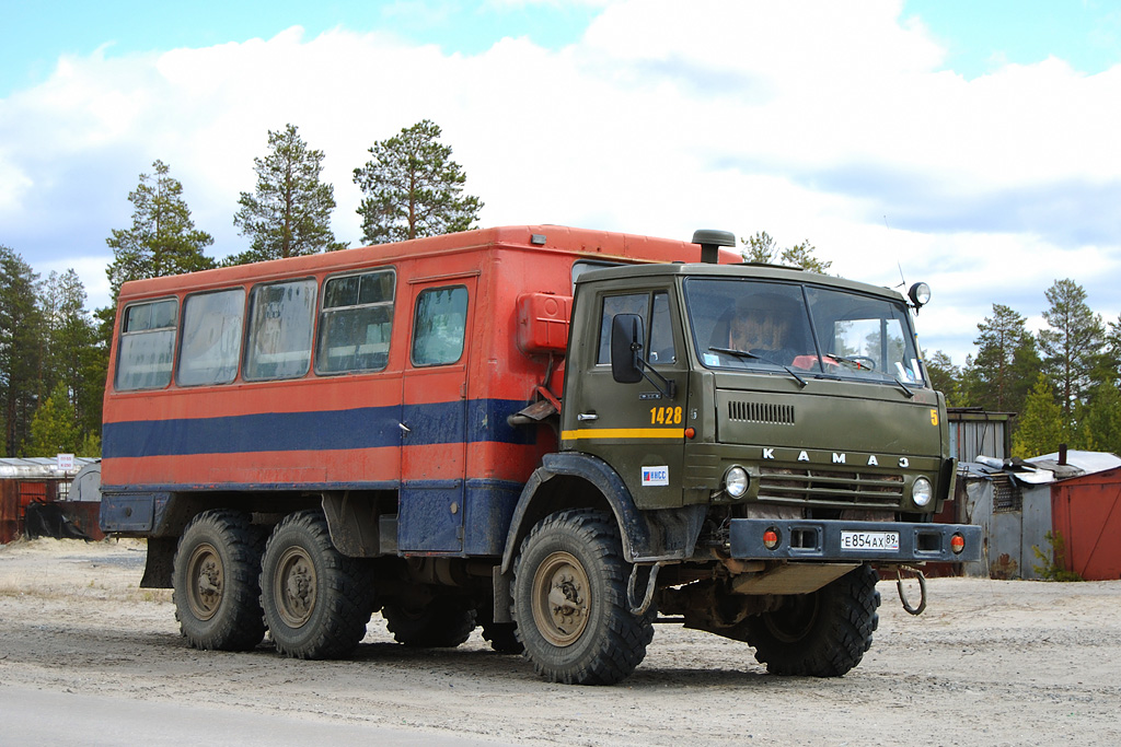 Ямало-Ненецкий АО, НЗАС-49511 (КамАЗ-43101) № Е 854 АХ 89