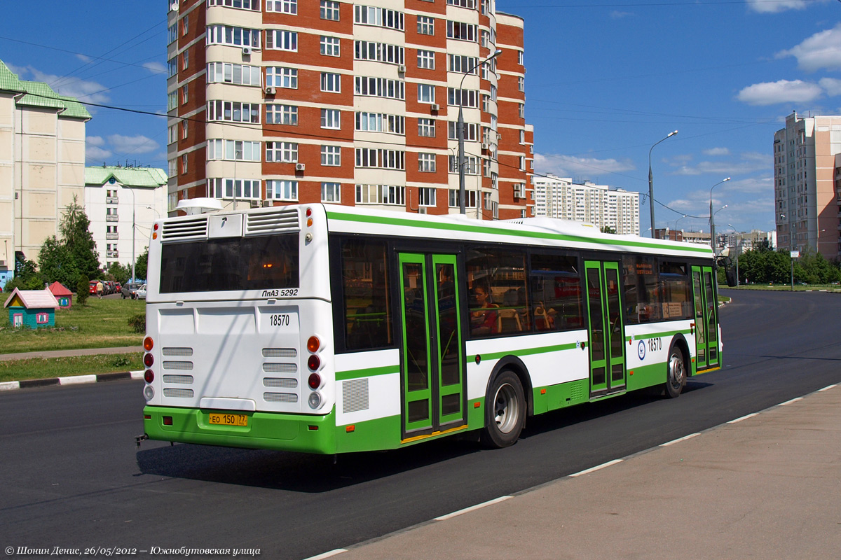 Moskau, LiAZ-5292.22 (2-2-2) Nr. 18570